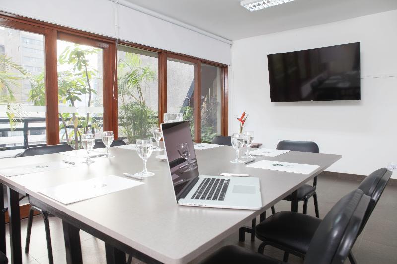 La Paz Apart Hotel Lima Ngoại thất bức ảnh